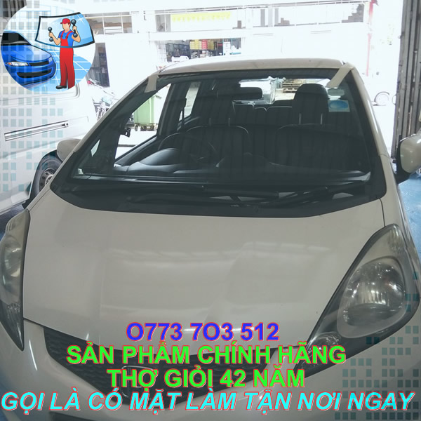 3 Thay Kính Chắn Gió Ô Tô 247