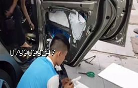 CÁCH ÂM XE HƠI CHRYLER