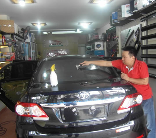 Thay kính ôtô | Dán kính ôtô