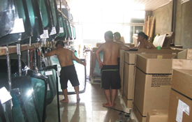 Thay kính XE HƠI CADILAC