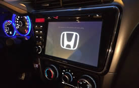 Màn hình dvd xe hơi HUYNDAI