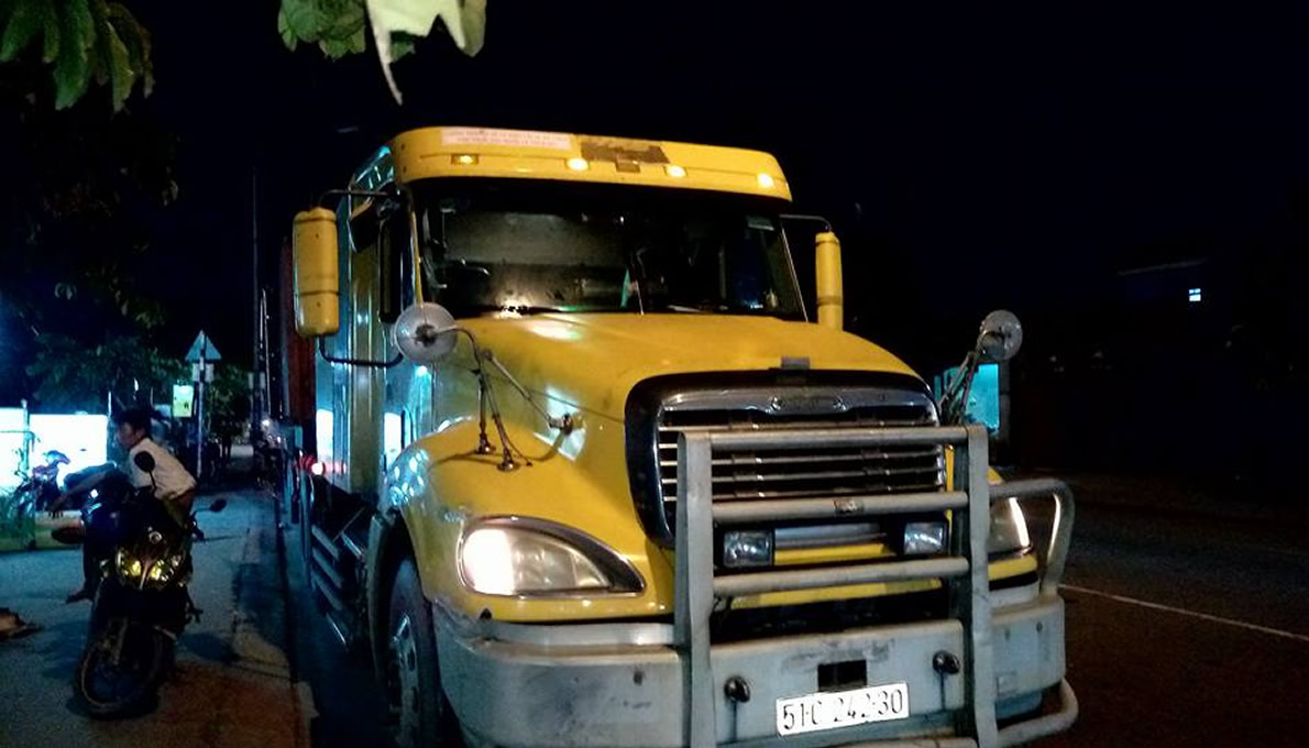 Thay kính ôtô | Thay kính trước xe hơi | Thay kính trước xe ôtô | Thay kính trước ô tô| thay Kính trước xe hơi ôtô | Thay kiếng ô tô | Thay kiếng xe hơi ôtô | gương Kính trước xe ôtô | hcm | sài gòn | bình dương | đồng nai | biên hòa | brvt