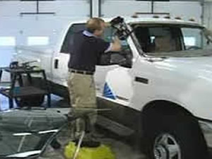 thay-kinh-sau_kinh-lung_kinh-sau-lung-oto