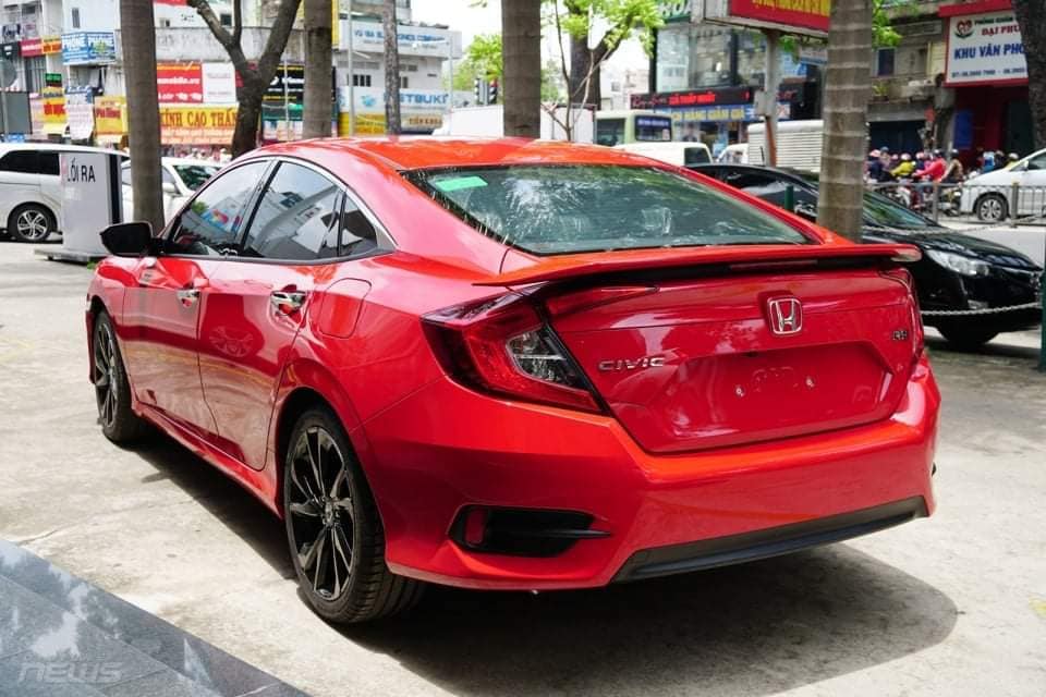 THAY KÍNH XE Ô TÔ