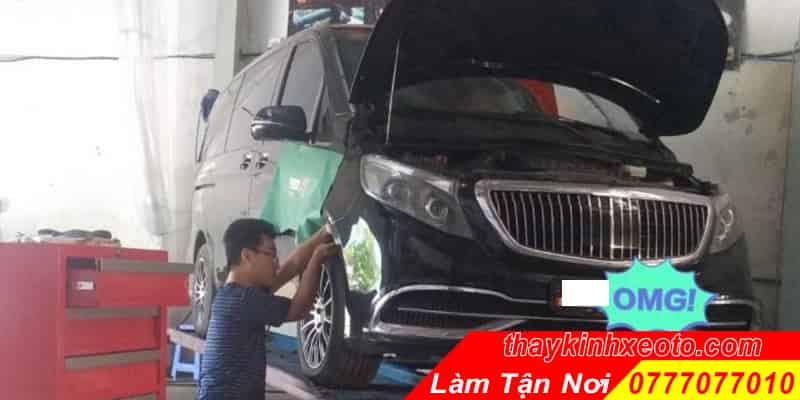 THAY KÍNH XE Ô TÔ TẬN NƠI 32 Thay Kính Chắn Gió Xe Khách