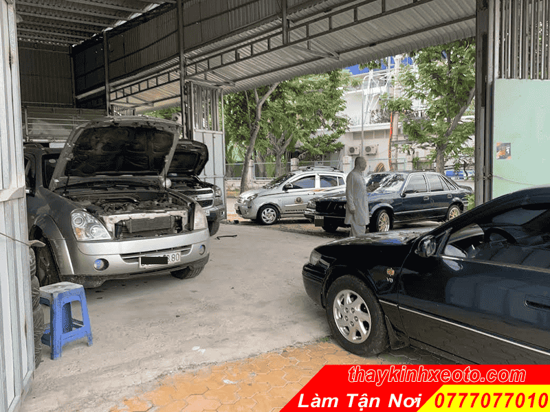 THAY KÍNH XE Ô TÔ TẬN NƠI 18 Thay Kính Chắn Gió Xe Ô Tô Hyundai Accent