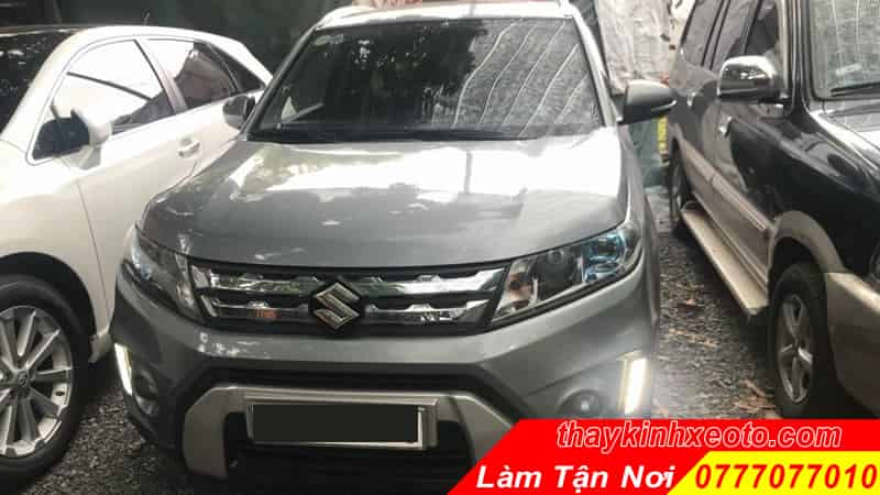 THAY KÍNH XE Ô TÔ tân nơi