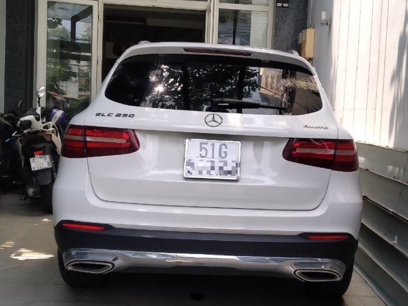 Thay KÍNH chắn gió ô tô, Thay KÍNH lái trước Ô tô Giá Rẻ Thay KÍNH Ô tô santafe tận nơi