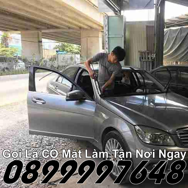 Thay kính xe ô tô mercedes ben Thay kính xe ô tô mercedes ben