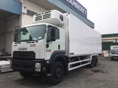 Thay KÍNH xe ô tô tải Isuzu 15 tấn tận nơi