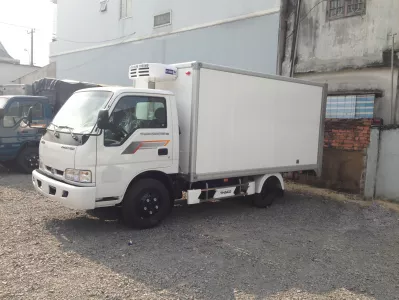 Thay KÍNH xe ô tô tải KIA K140 tận nơi