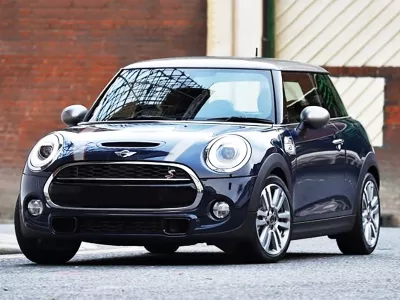 Thay KÍNH Ô tô Mini One tận nơi