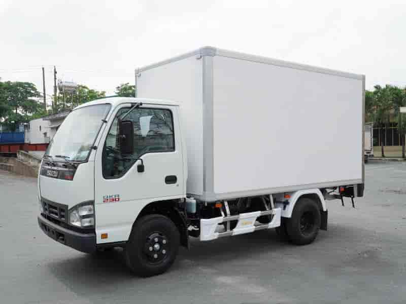 Thay KÍNH xe ô tô tải