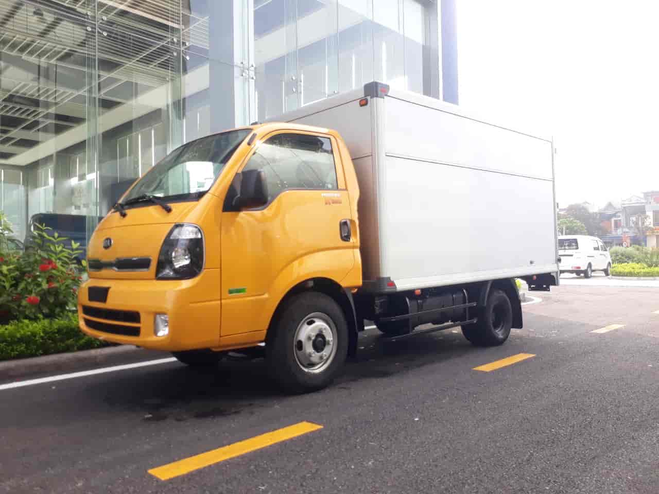 Thay KÍNH xe ô tô tải KIA 2.4 tấn