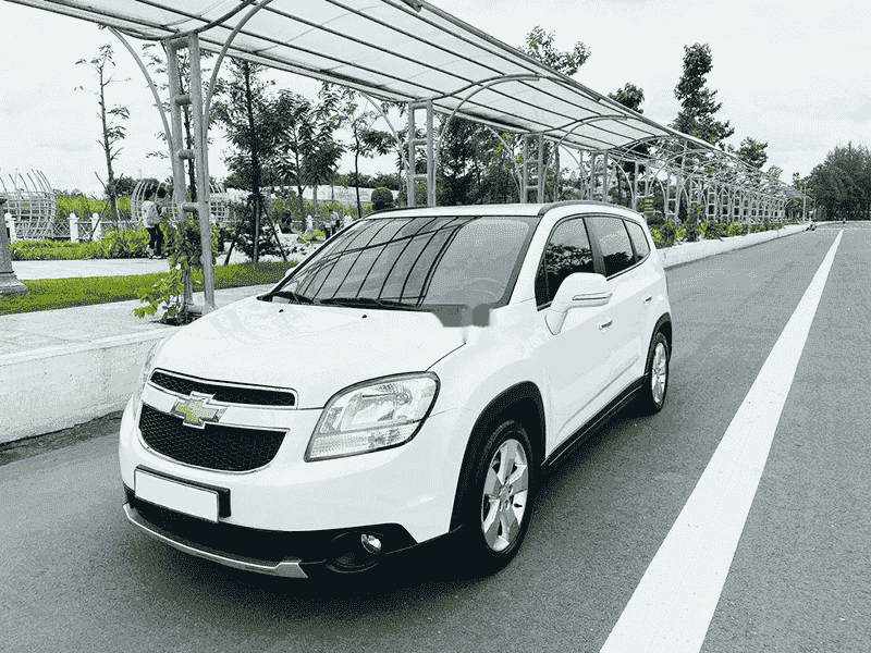 Thay KÍNH Ô tô Chevrolet Orlando