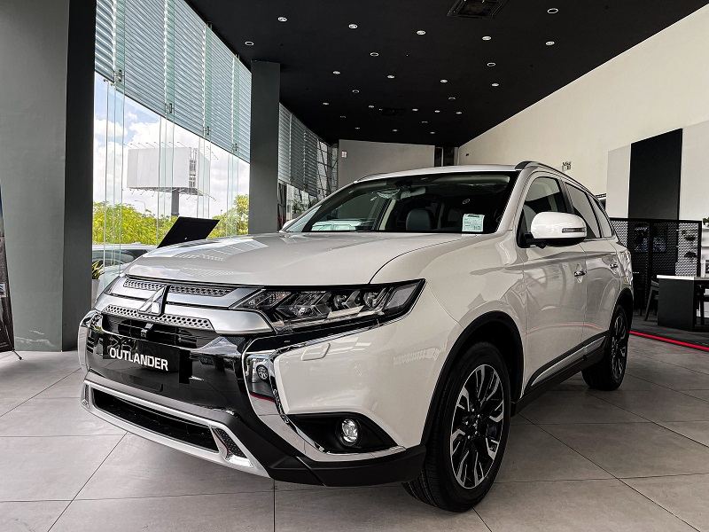 Chuyên THAY KÍNH XE ô tô tận nơi