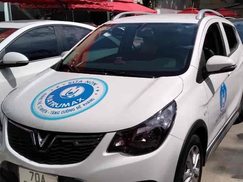 THAY KÍNH XE Ô TÔ corolla cross tận nơi