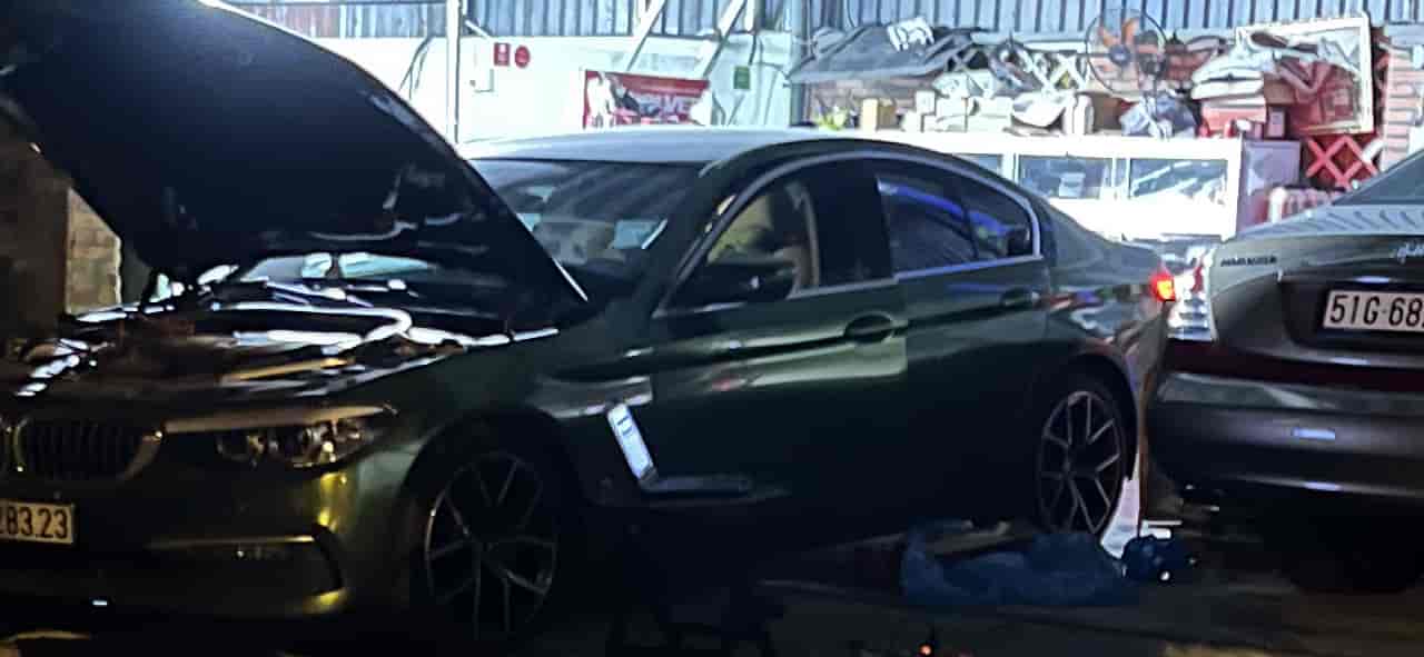 Thay KÍNH Ô tô 13